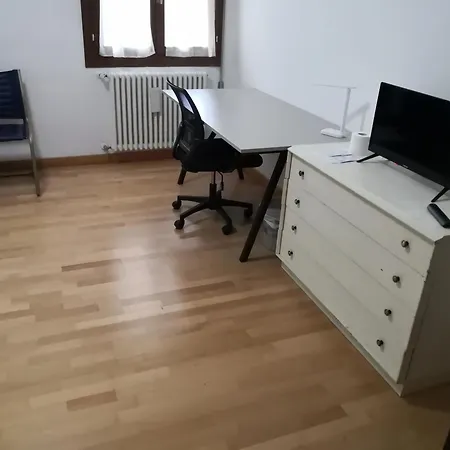 Rum i privatbostad Via Vecchia 66 *