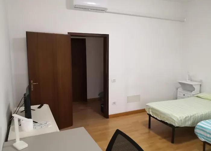 Via Vecchia 66 * بادوفا