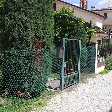 Alloggio in famiglia Via Vecchia 66