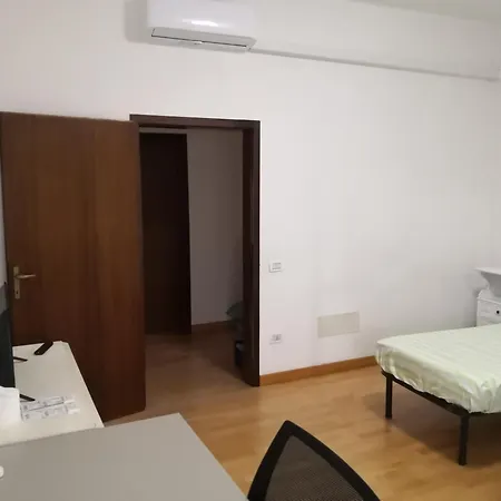 Via Vecchia 66 * Padova